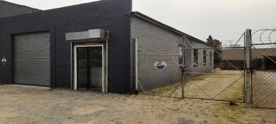 To Let commercial Property for Rent in Stilfontein Ext 3 North West